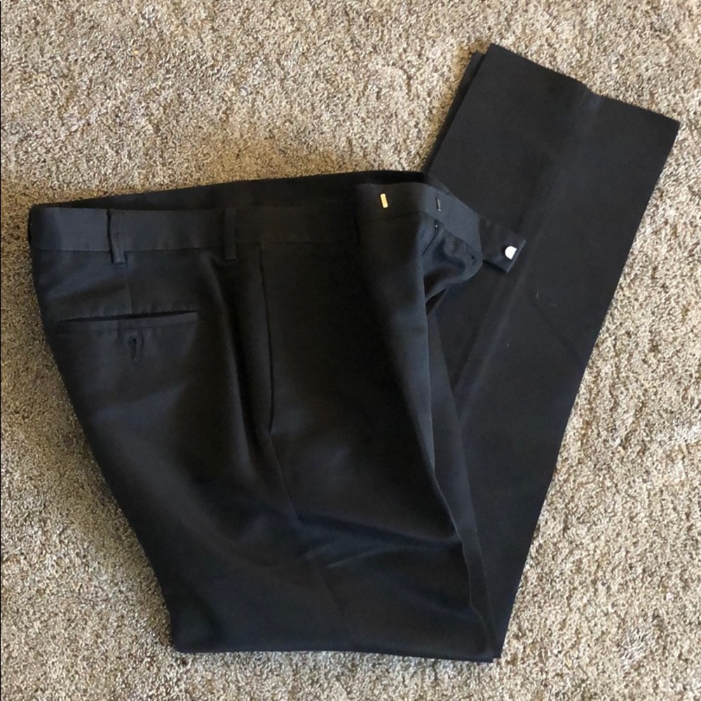 👗Perry Ellis men’s black dress pants 34/32.